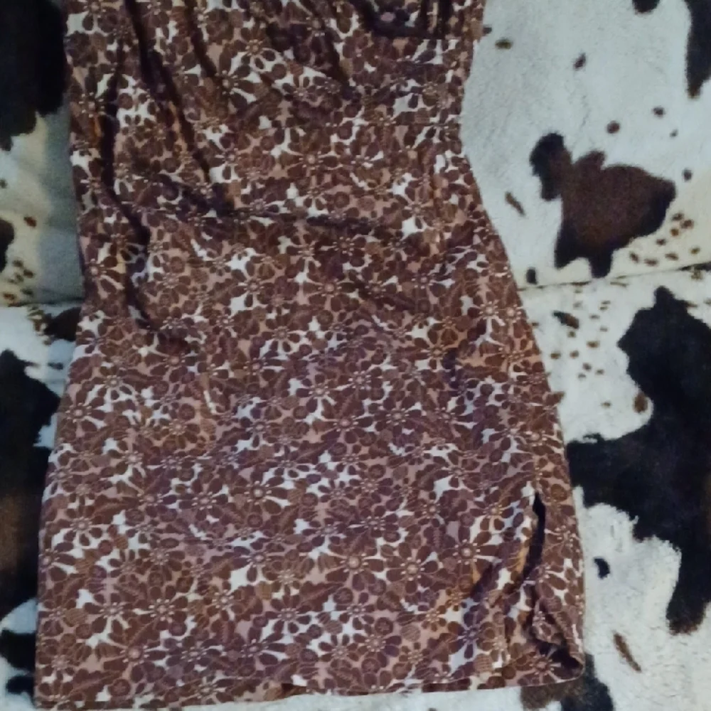 Liz Claiborne Brown And Cream, With White Sequin Wrap Mini Dress